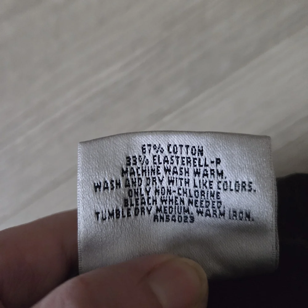 Banana Republic Women's Black Trouser Jeans - Picture 6 of 11